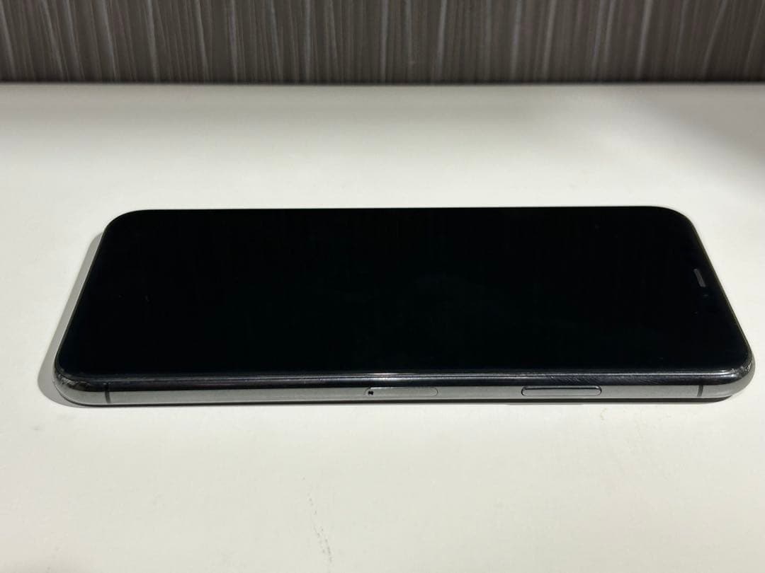 Apple iPhone 11 Pro max 64GBスペースグレー