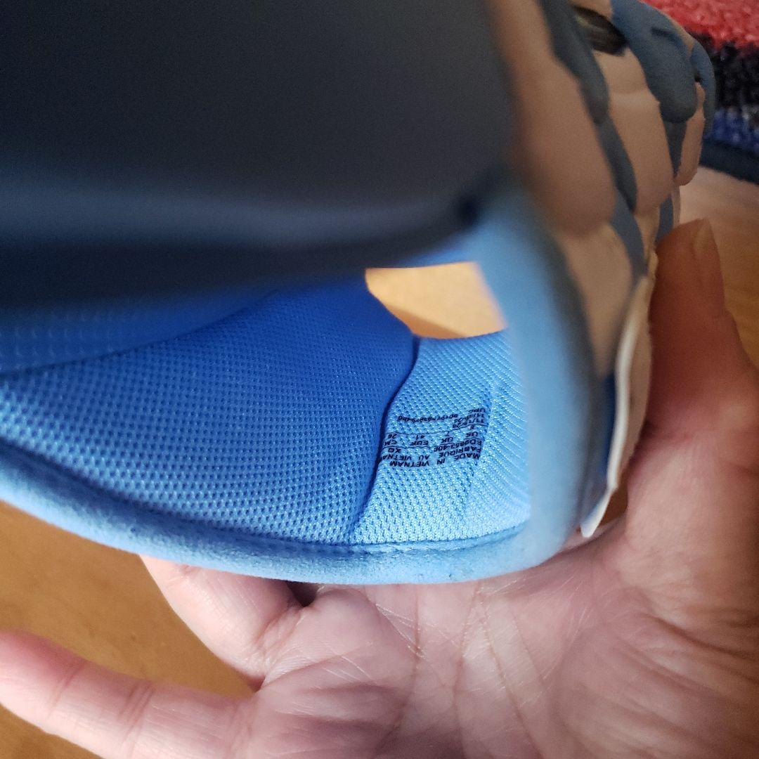 Nike AIR サンダル　スリッパ 青/白