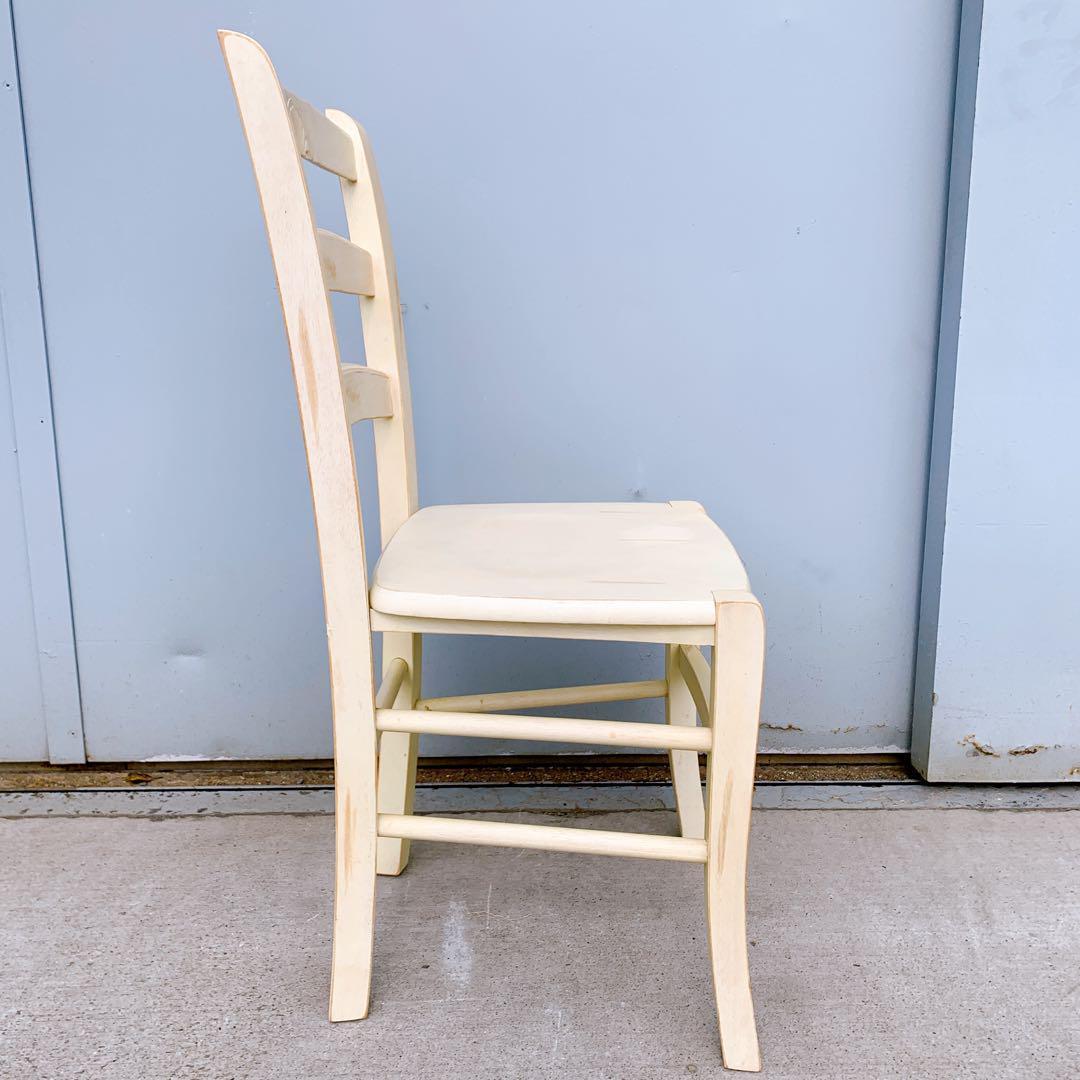 【美品】シャビー ダイニングチェア 木製 アンティーク調 ビンテージ 椅子①