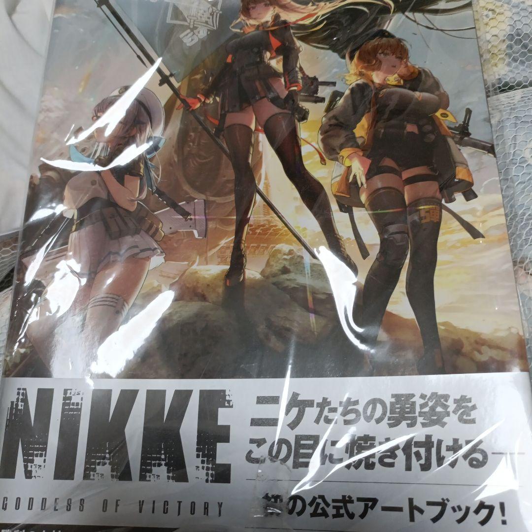 NIKKE アートブック　ファミ通グッズ付き