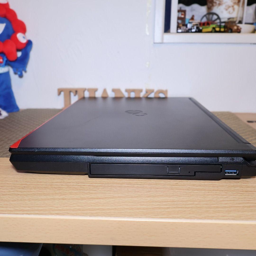 Win11公式対応10世代i3/メモリ8G/新品SSD/無線/カメラ/HDMI