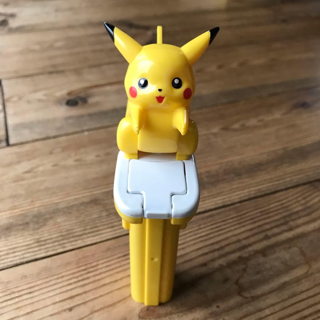 ポケットピカチュウ 未開封 新品  万歩計 ニンテンドー おまけ付き