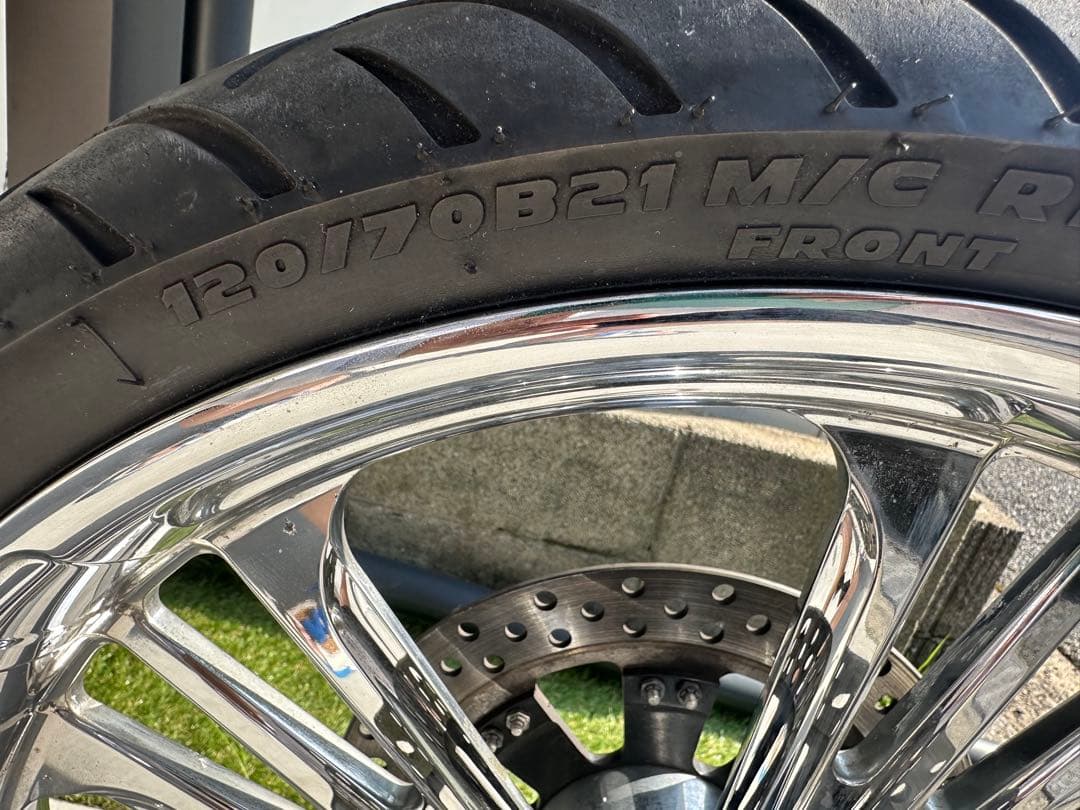 パフォーマンスマシン　21インチホイール Ｆフェンダー付き　ディスクローター付き