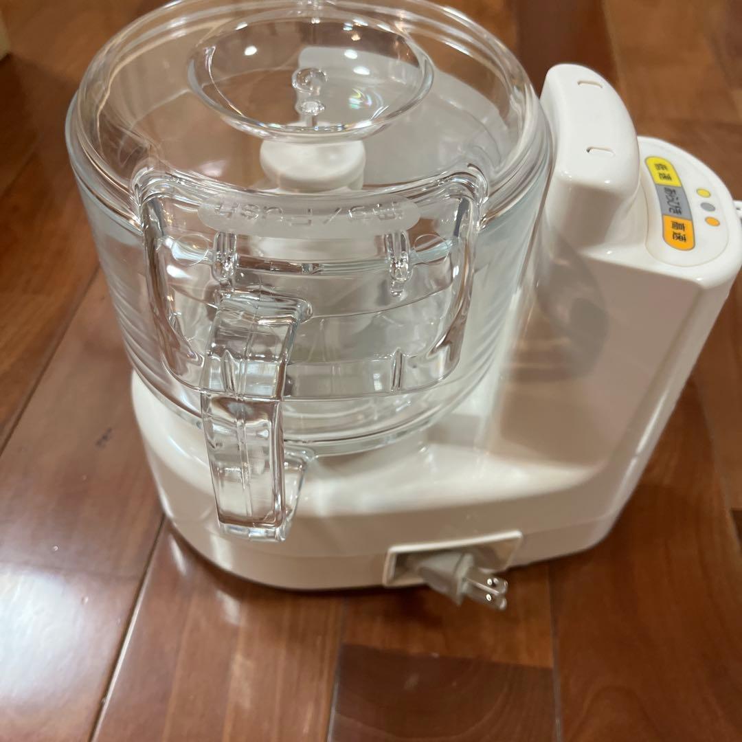 【新品未使用】【Panasonic】フードプロセッサー　MK-K61-W