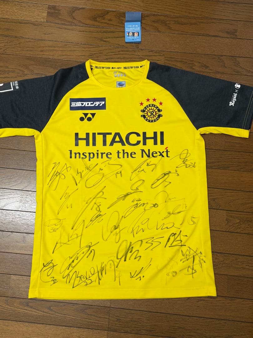 ぽ*ん様 柏レイソル　サイン入りサッカーシャツ