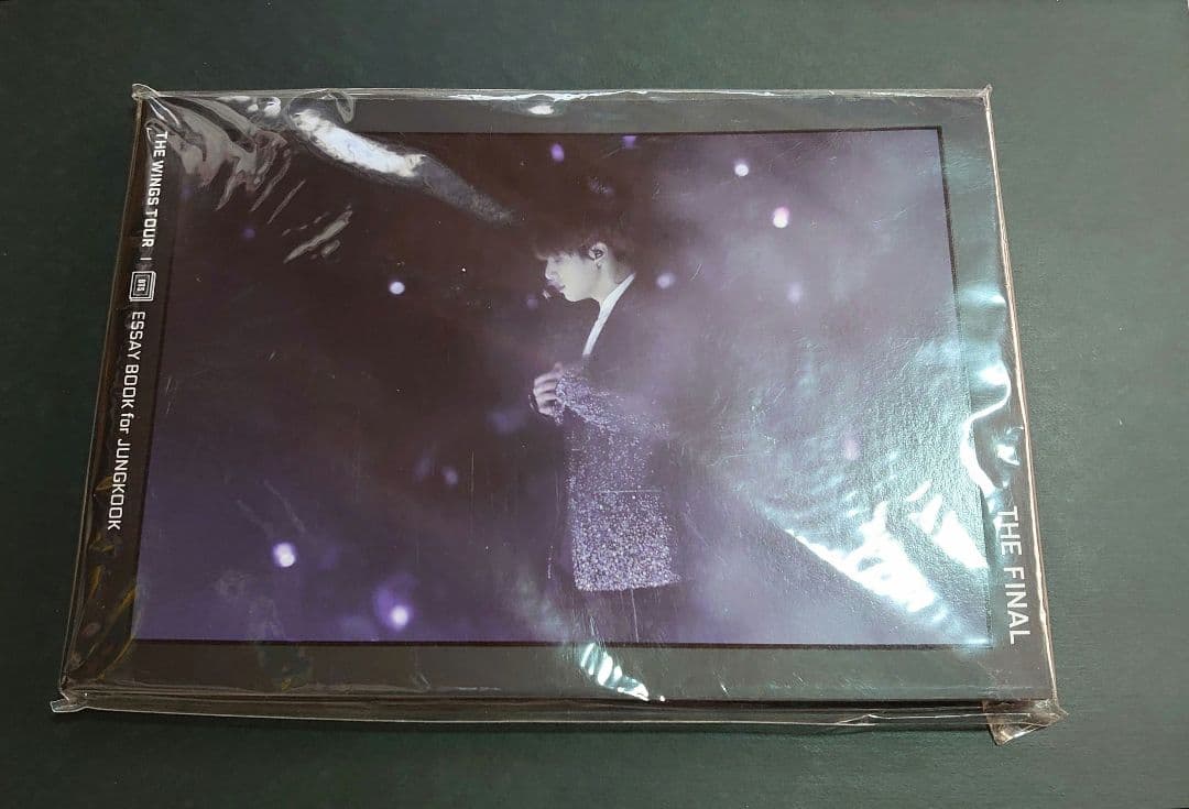 BTS 防弾少年団 WINGS TOUR FINAL ESSAY BOOK JK