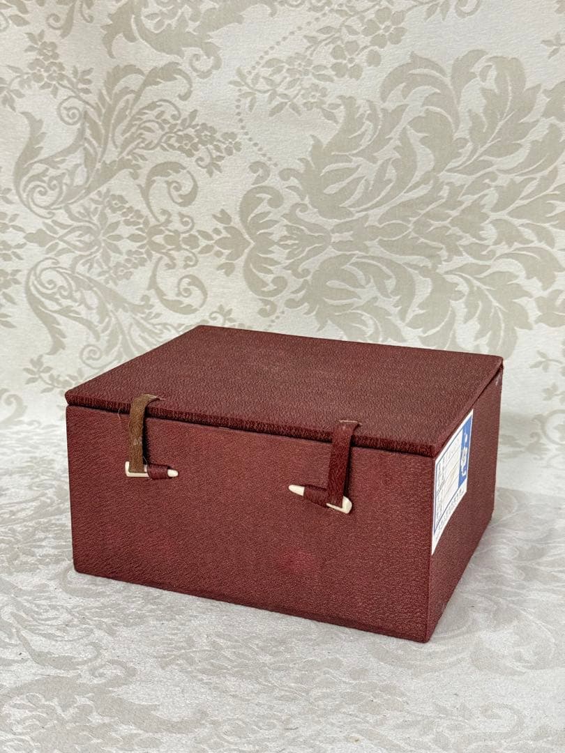 中国骨董　美術品　緑松石　彫刻　飾り物　木製台座付き