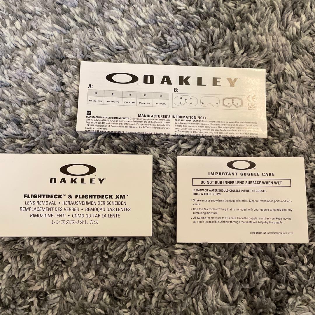 OAKLEY FLIGHT DECK Mスノーゴーグル