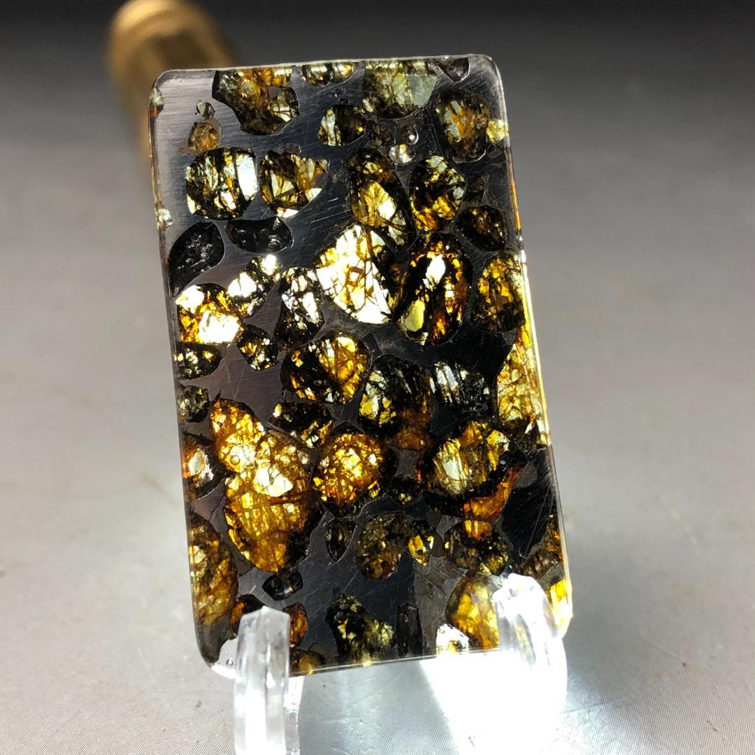 化*砲様 パラサイト隕石 隕石　石鉄隕石　セリコ隕石 美品　重さ約6ｇ　ケース付