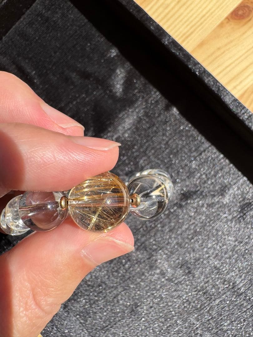 ⭐︎トップクオリティ⭐︎着色無しの本物⭐︎ゴールドルチル⭐︎ブレスレット⭐︎パワーストーン