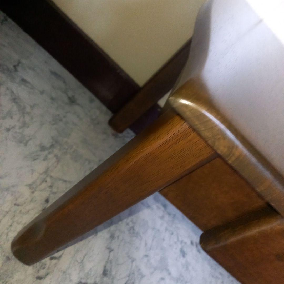 森のサーカス　株式会社　ガラス　センターテーブル 引出付き　コレクション　飾り