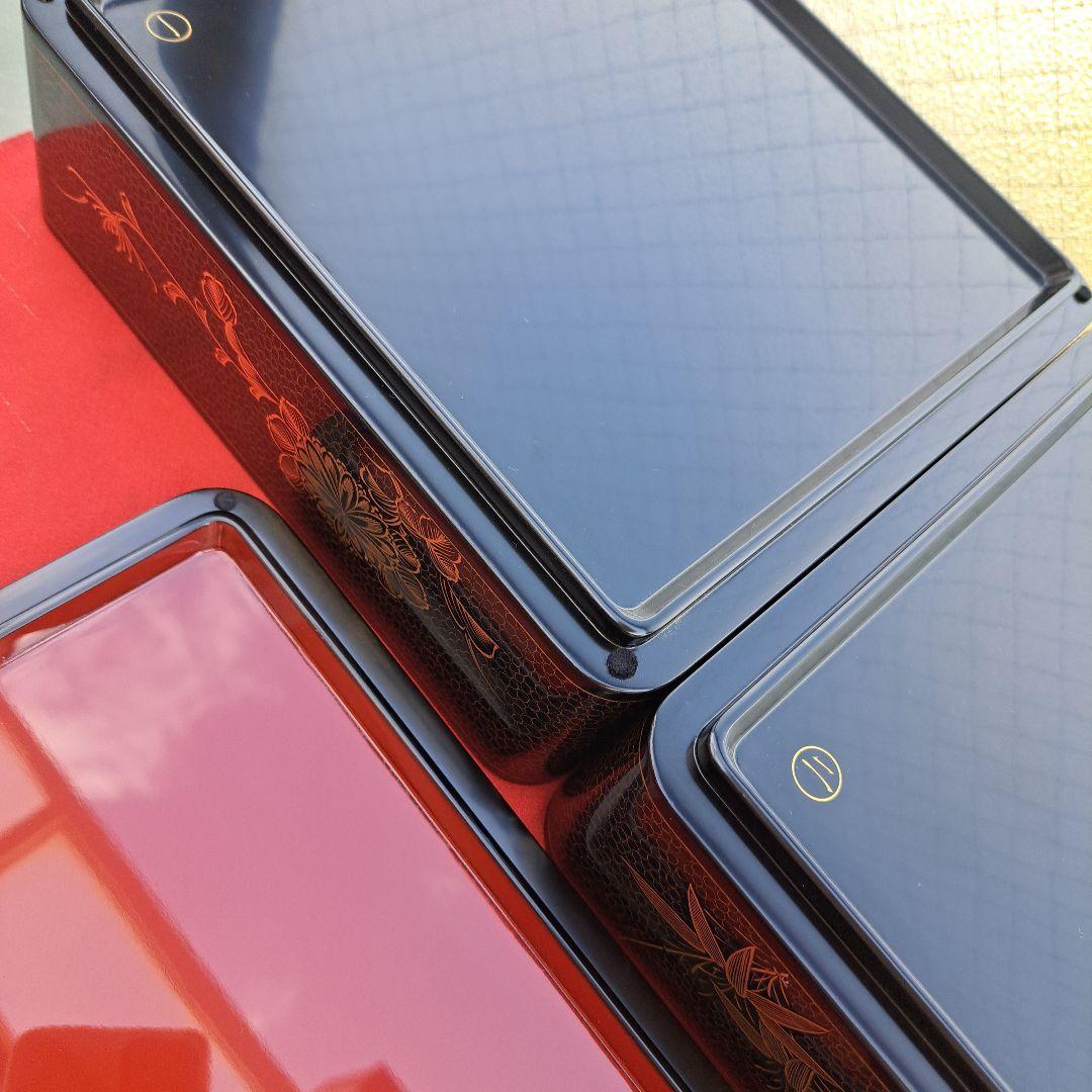 専用品【輪島塗　7.5寸\"2段重箱&重箱台】布着本堅地　沈金\"四君子　未使用品