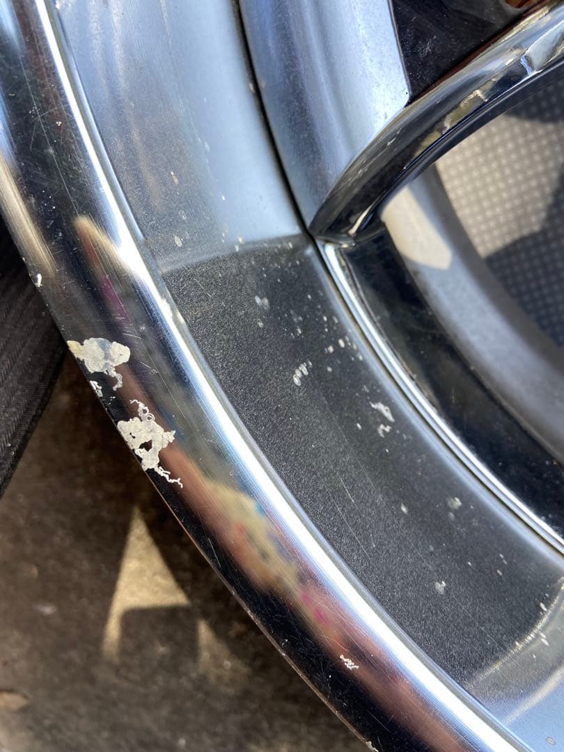 ファブレスアルミホイール19インチ