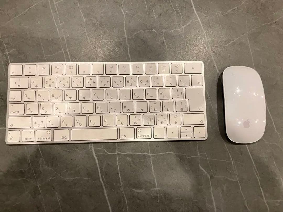 iMac Retina 4K 21.5インチ 2017年モデル