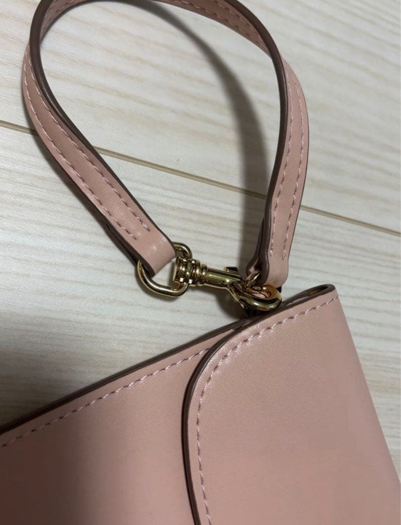 ★STELLA McCARTNEY 　パスポートピンクポーチ　美品