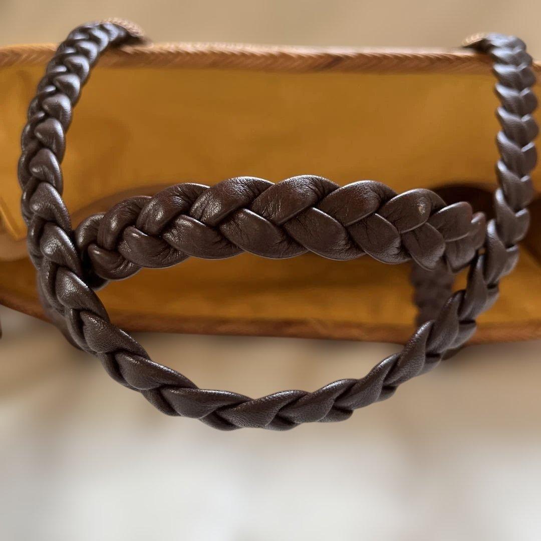 美品！アンドユウ　アタ製カゴバッグ　AndYu内布ファスナー付き