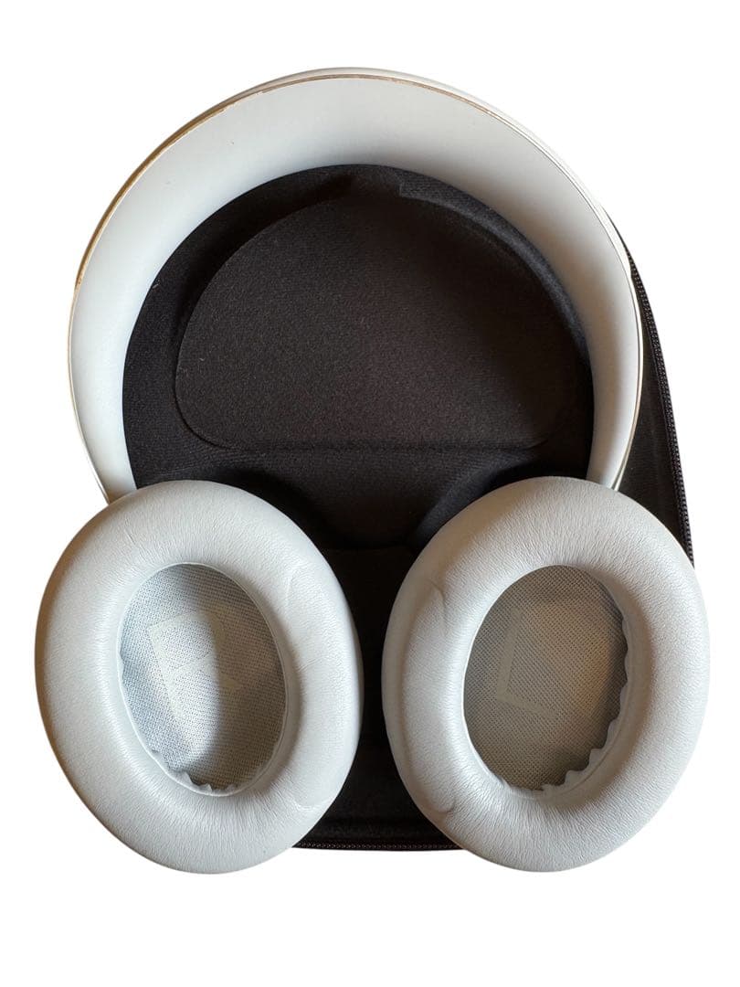 Bose ワイヤレスヘッドホン ホワイト NC700