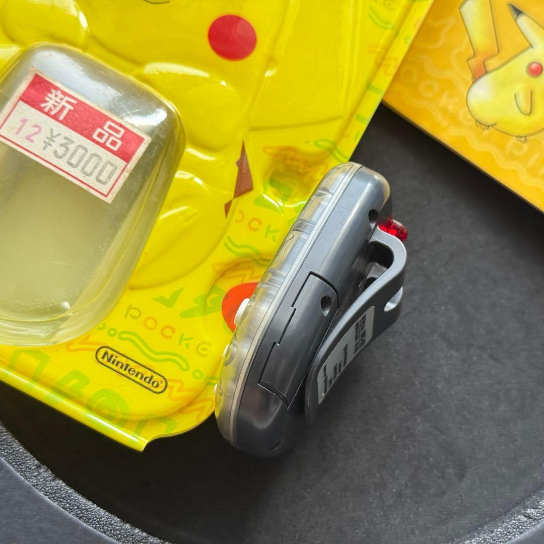 新品極美品！任天堂ポケットピカチュウ！カラー　金・銀といっしょ！動作確認済み