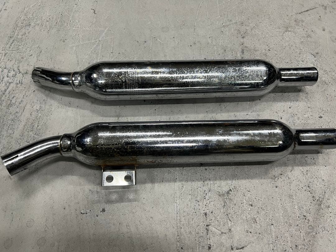 のり　　トライアンフ 純正オプション　スポーツマフラー