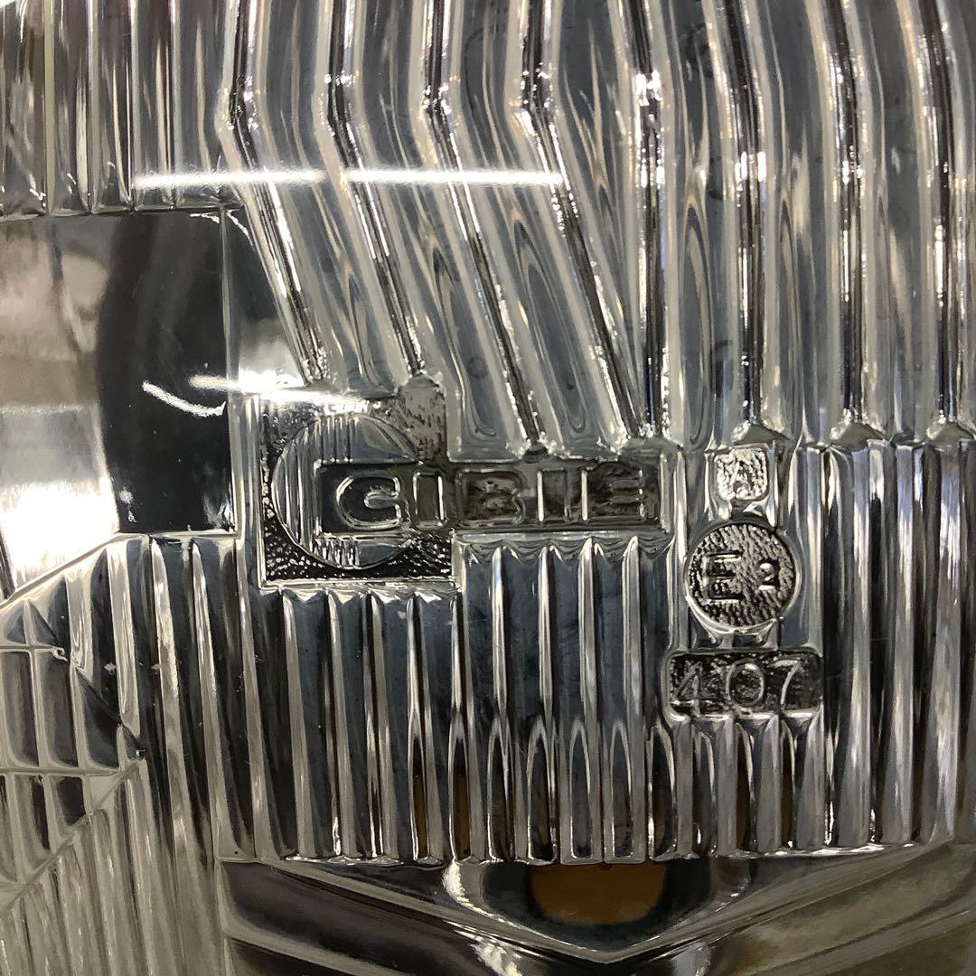 CIBIE 407 シビエ　180mm丸型ヘッドライト　ネイキッド　ゼファー等