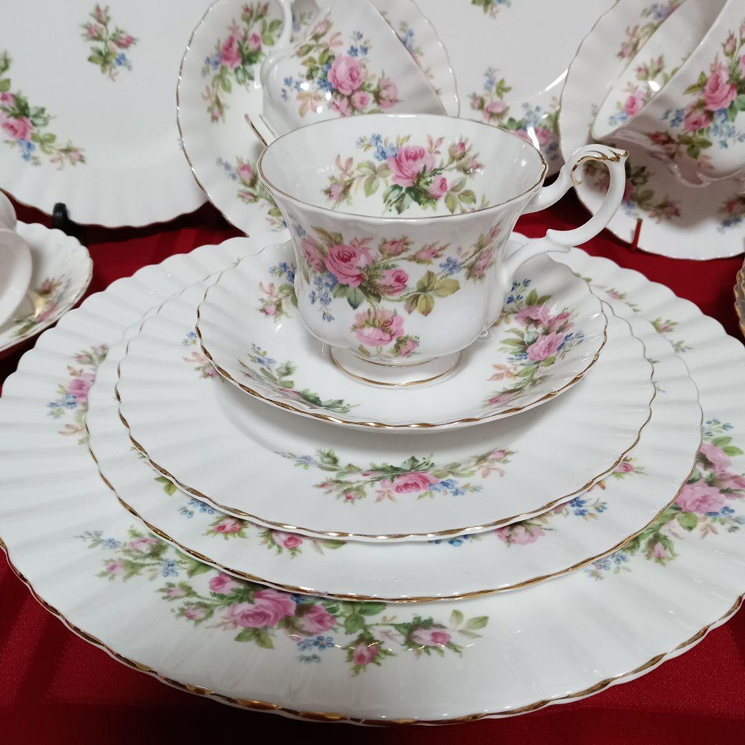   MOSS ROSE ロイヤルアルバート５枚ヒット５名様