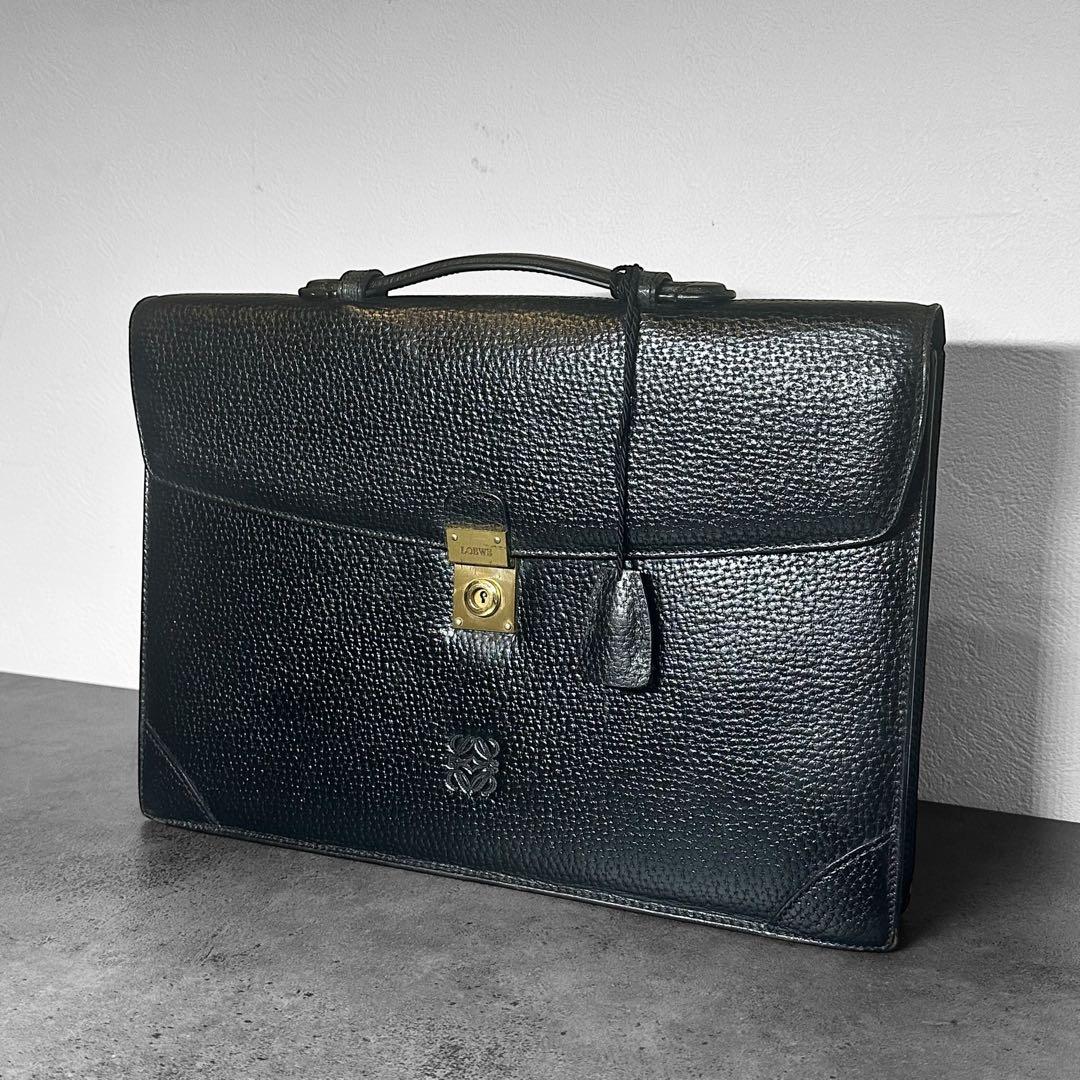 LOEWE アナグラム　レザー　本革　シボ革　ビジネスバッグ　ブリーフケース