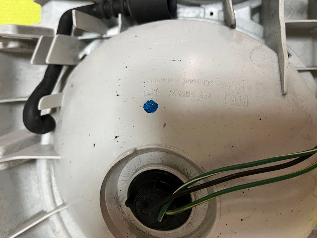 kw01！発送先確認中！日産GTR34 純正テールレンズ左右！美品！