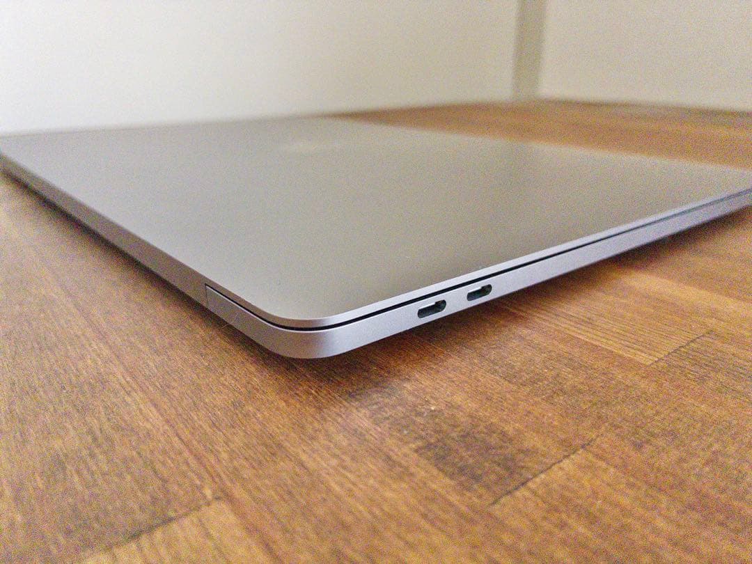 Apple MacBook Pro 15インチ Core i7【美品】