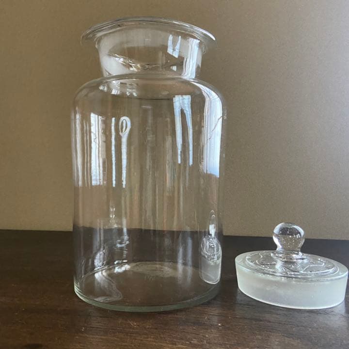 昭和レトロ　ガラス瓶　古い硝子　保存瓶　アンティークガラス