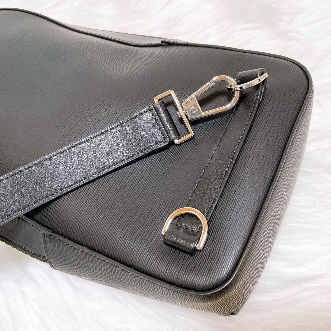 希少‼️ ポールスミス　ボディーバッグ オールレザー　マルチストライプ