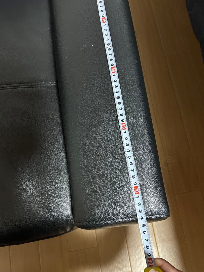 美品　ブラック 2人掛けソファ 合成皮革　ローソファー