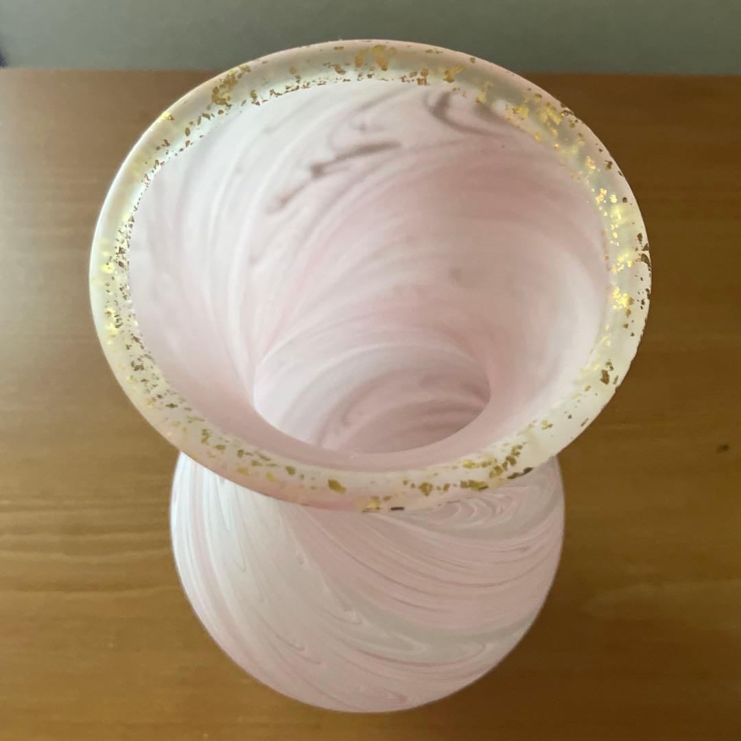 北一硝子？廣田硝子？昭和レトロ花瓶　台付　マーブル　ピンク