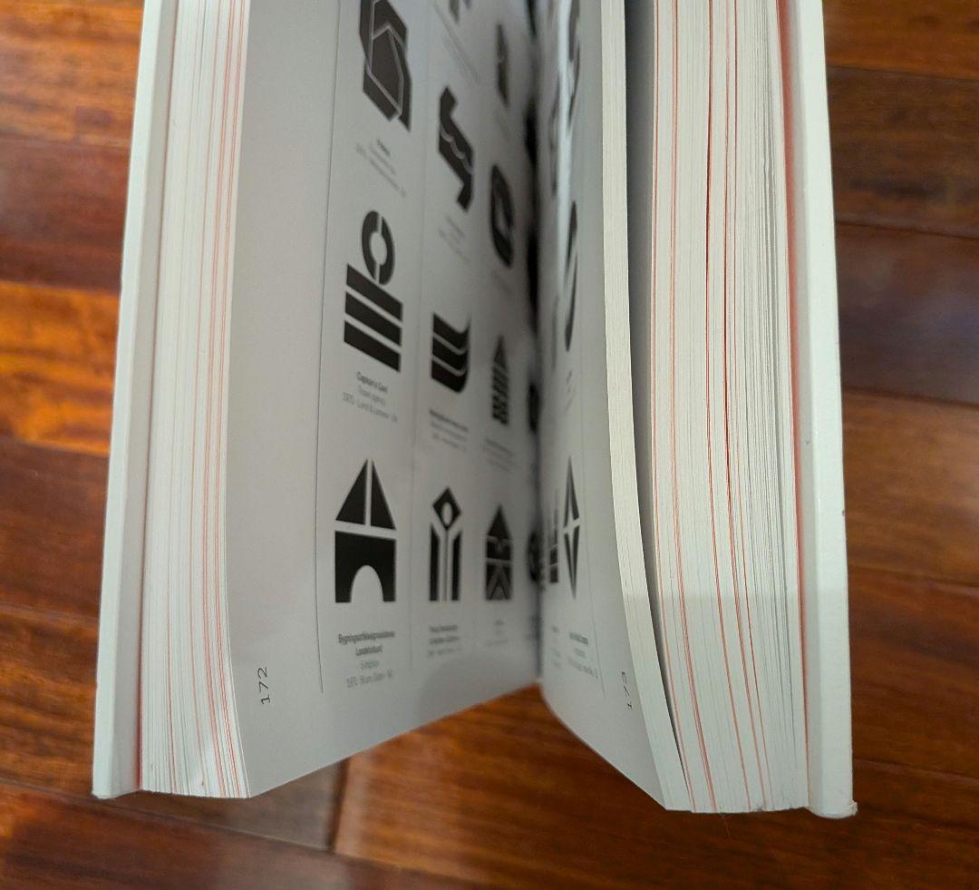 アート・デザイン・音楽 Logo Modernism