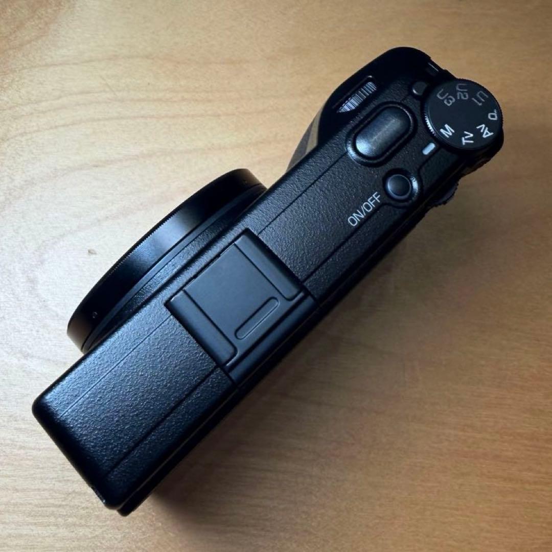 RICOH GR IIIx HDF GR3x HDF 3年保証　中古美品