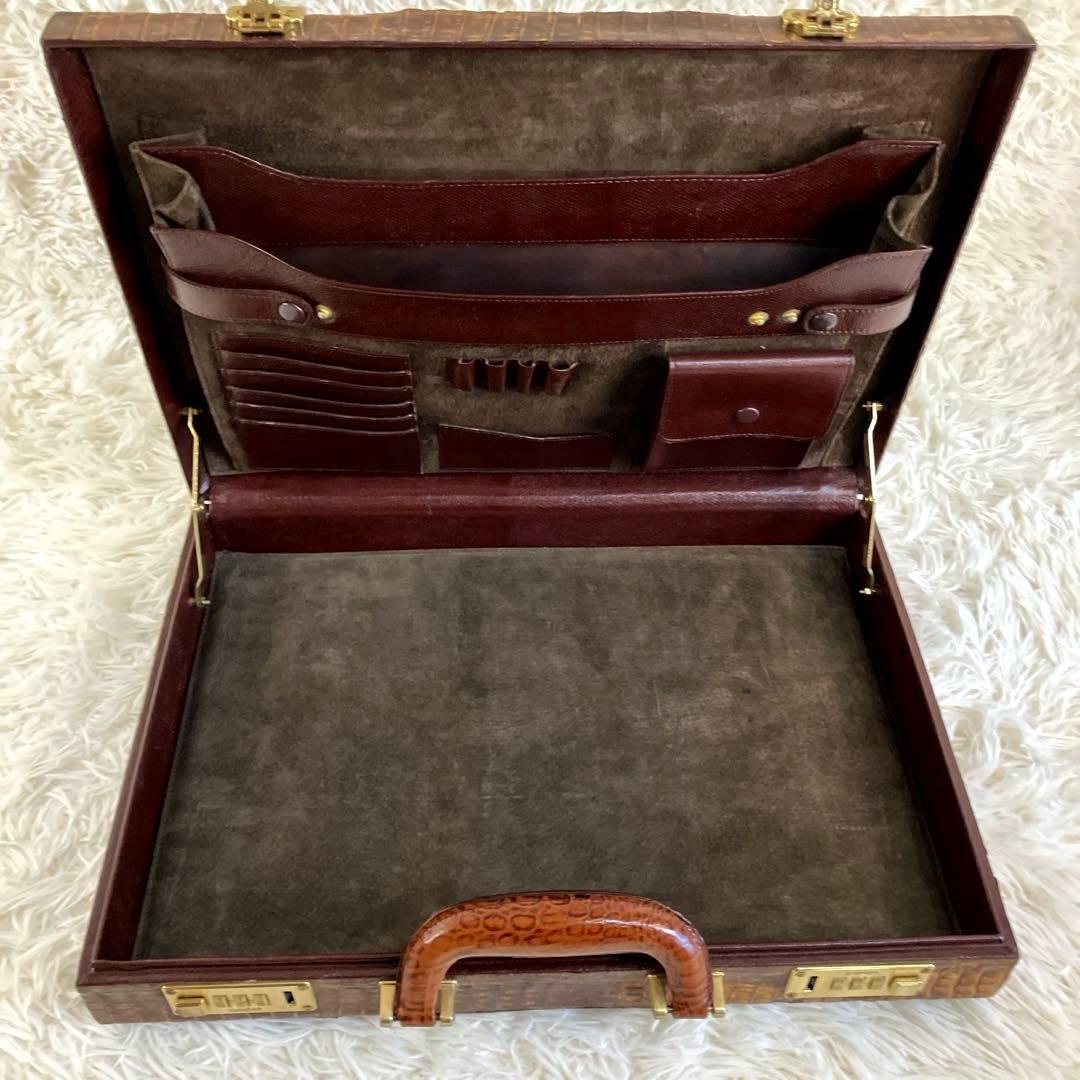 クロコ　トランクケース　カイマン　ダークブラウン　本革　amilet