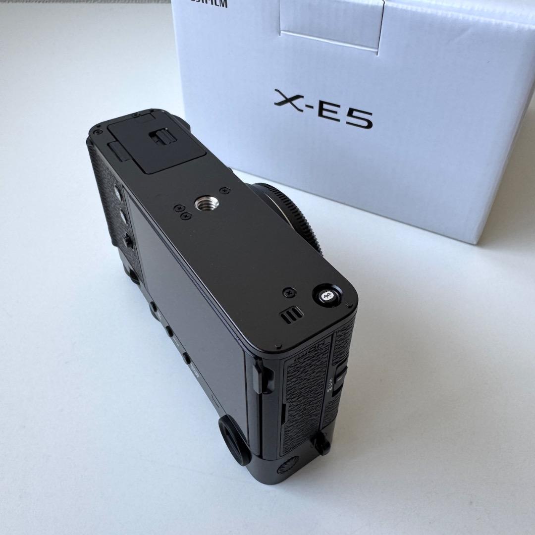 FUJIFILM X-E5 ミラーレス一眼 ブラック