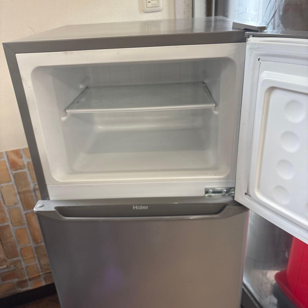 Haier シルバー冷蔵庫　2021年　130L 家庭用