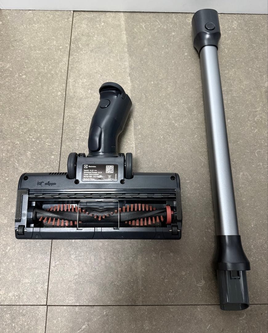 エレクトロラックス◇掃除機 Ultimate 700 シェルホワイト