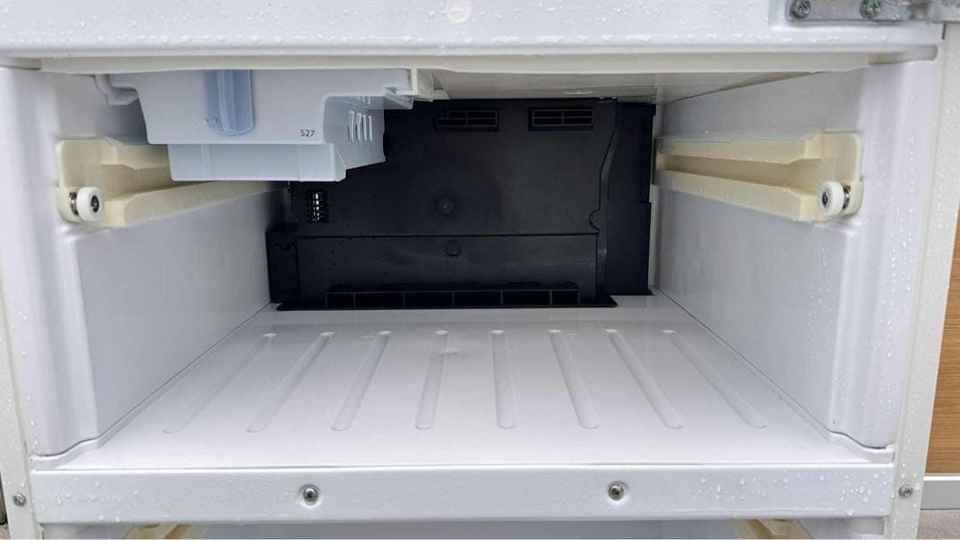 【セール】AQUA アクア 冷蔵庫　除菌機能 ミルク AQR-SV24K（W）