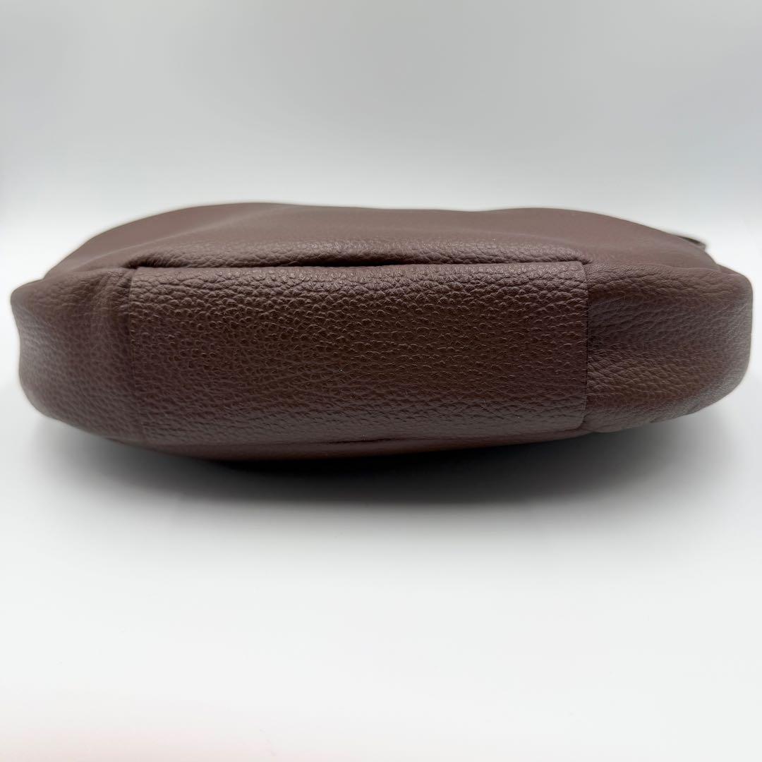 【美品　24年製】ラシット　ハーフムーンバッグ　ワンショルダー　レザー　ブラウン