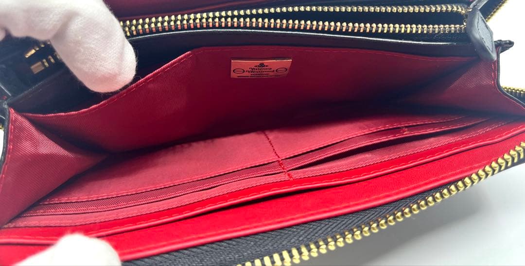 【新品・未使用】Vivienne Westwood 長財布 ブラック レッド