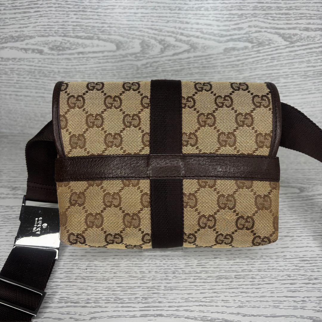 極美品　GUCCI グッチ　ボディーバッグ　ウエストバッグ　S812