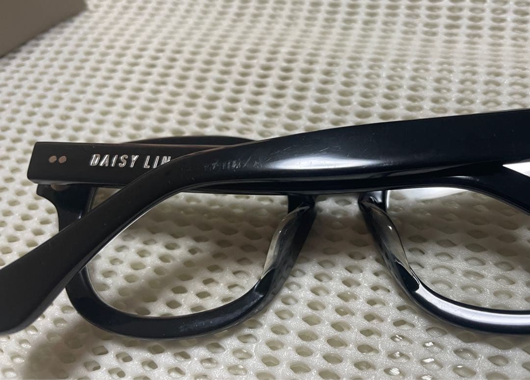 DAISY LIN サングラスに変身するレンズ入り