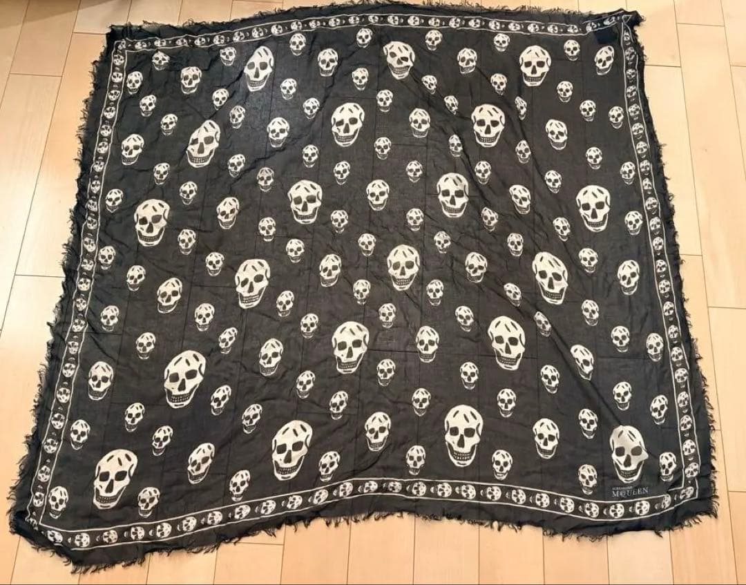 ALEXANDER McQUEEN スカルプリント大判ストール