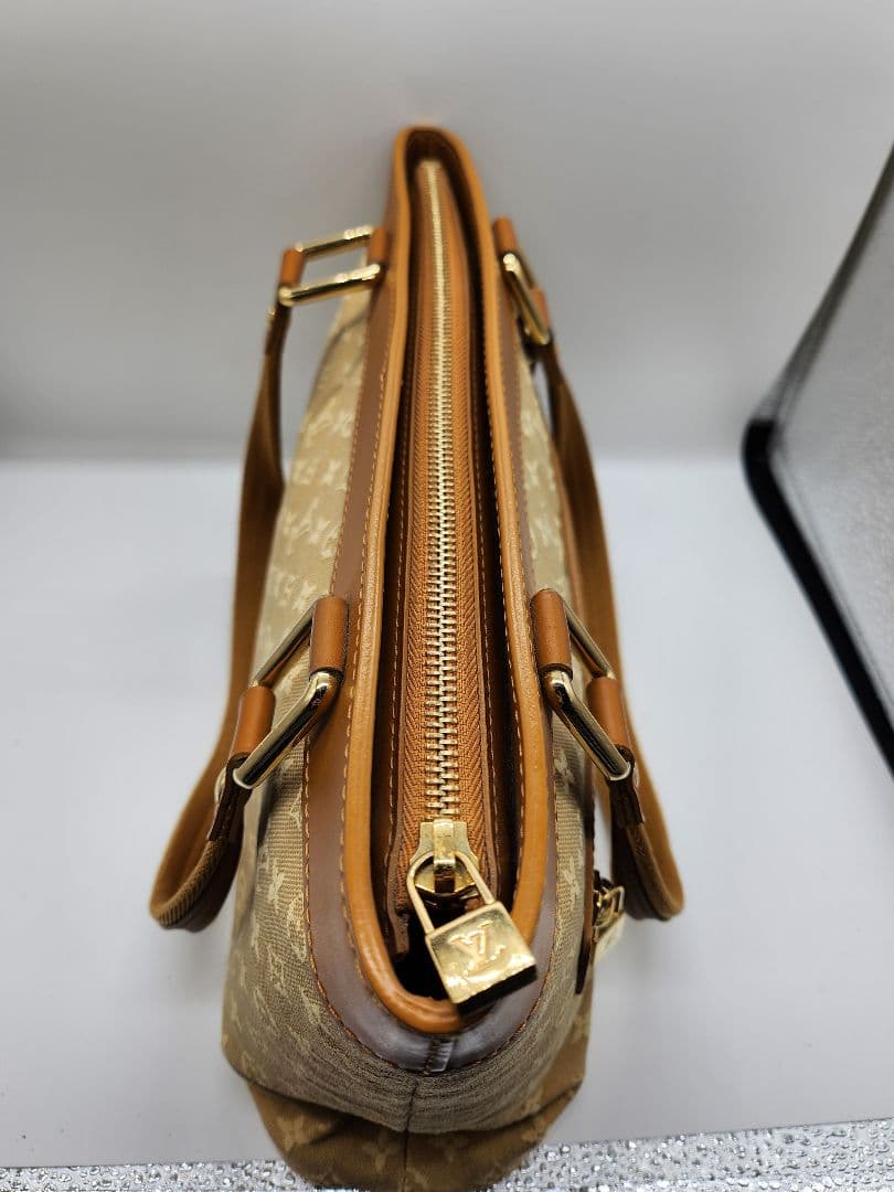 ルイ・ヴィトン モノグラムミニ ルシーユPM M92684 ハンドバッグ