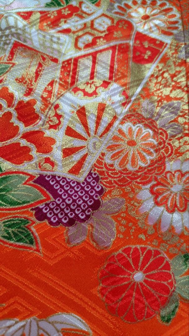 RK559子供着物四つ身7歳前後用着丈134センチ裄丈55センチ美品非常に綺麗