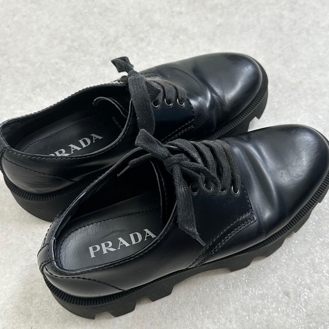 PRADA 革靴