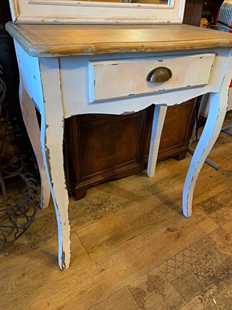 シャビー　ドレッサー