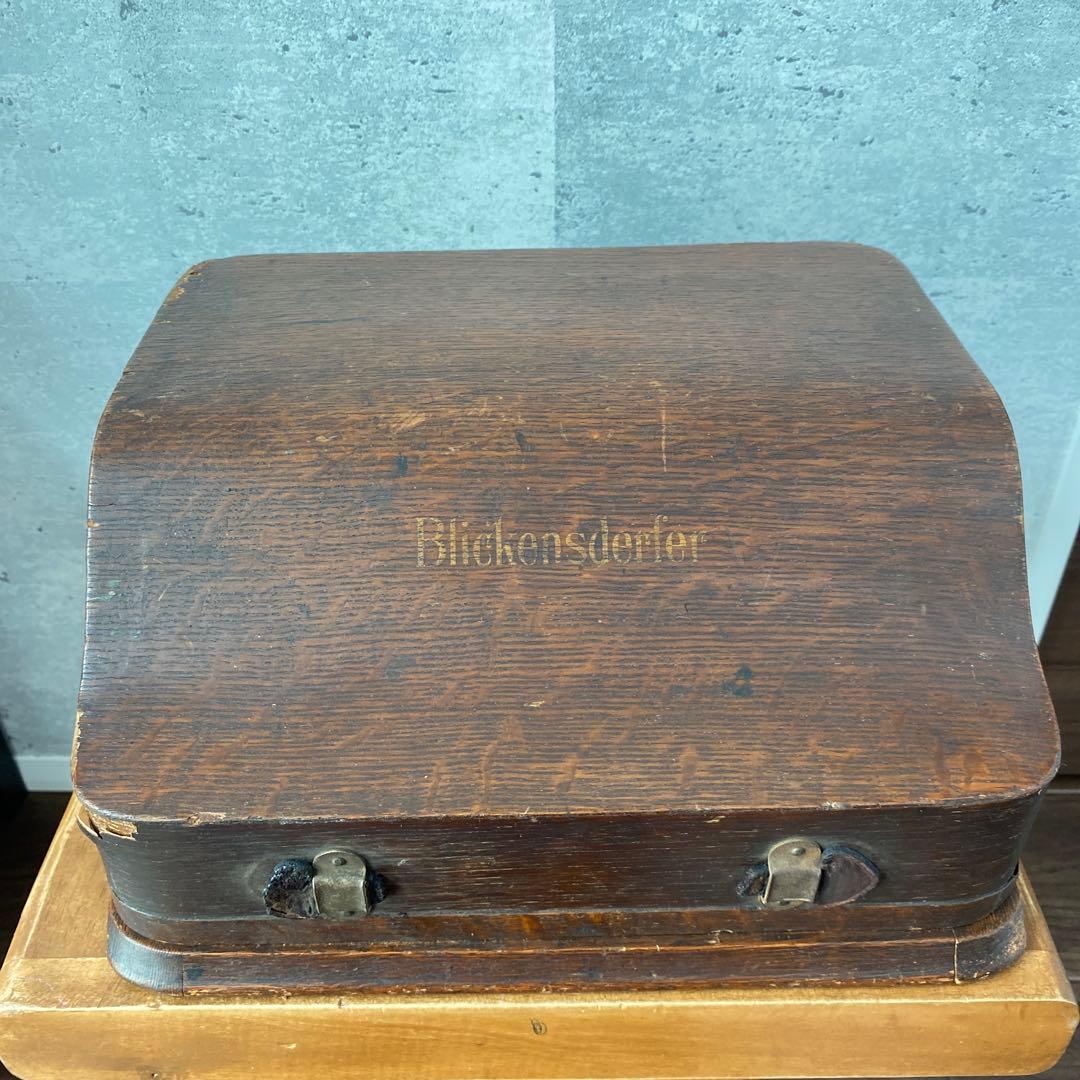 BLICKENSDERFER タイプライター