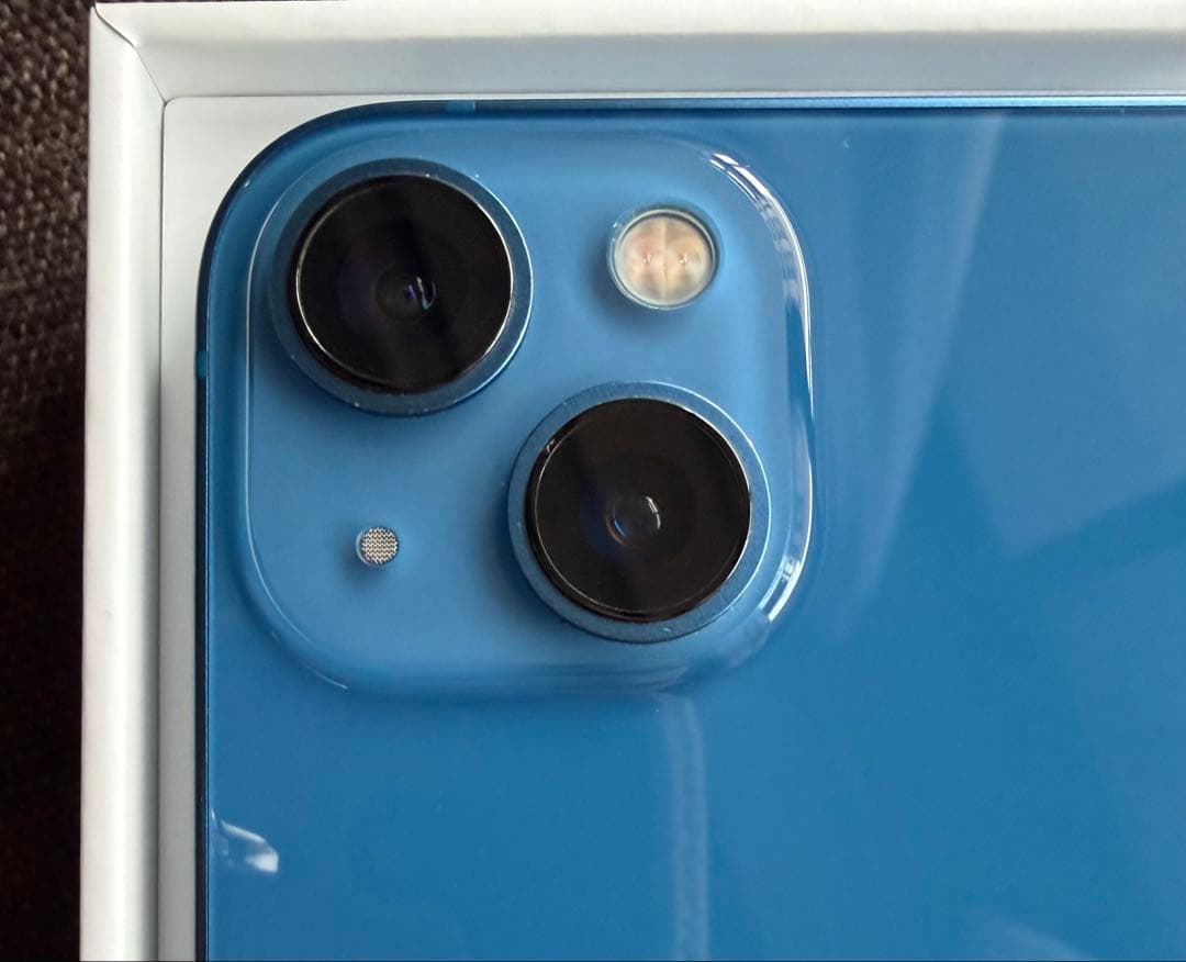 【美品】iPhone13 ブルー 本体 Apple